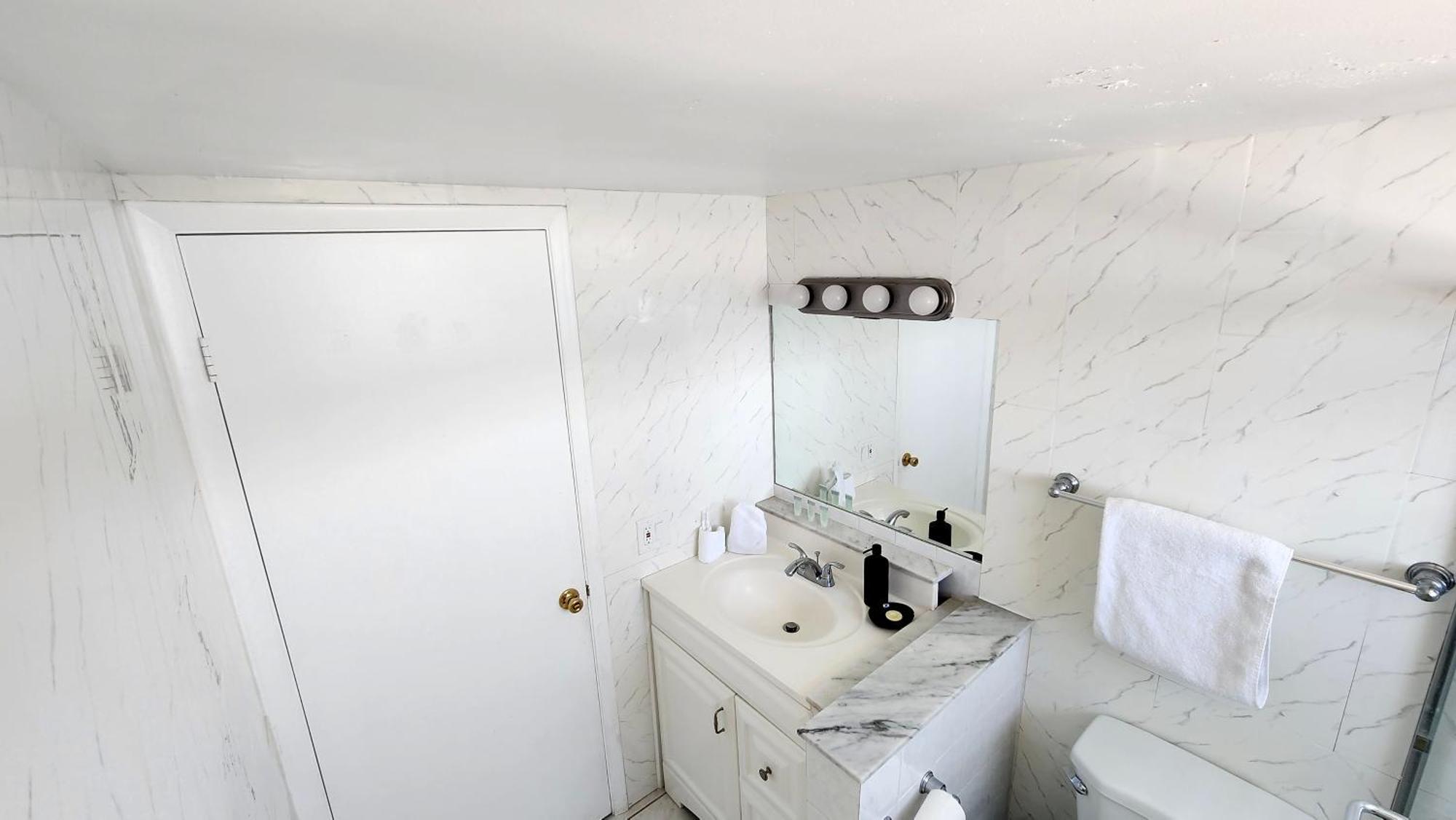 Bayfront Apartment Breathtaking Views- One Bedroom W Balcony- Living Room -Free Parking Miami Beach Exterior foto