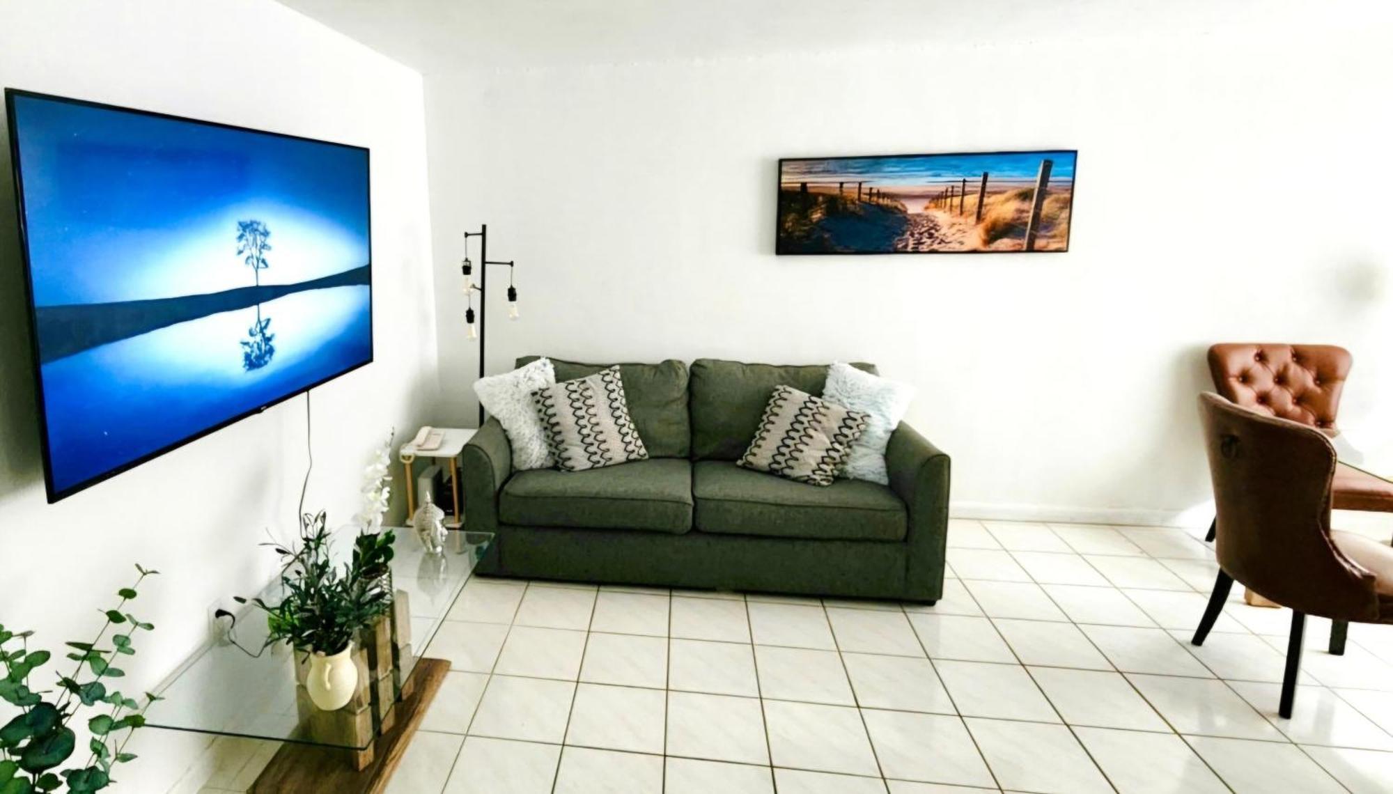 Bayfront Apartment Breathtaking Views- One Bedroom W Balcony- Living Room -Free Parking Miami Beach Zimmer foto